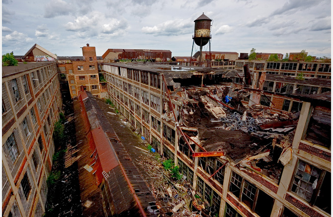 Detroit by Geoff George